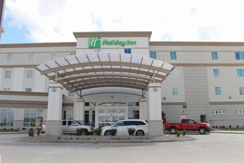 Holiday Inn Salina Image 11